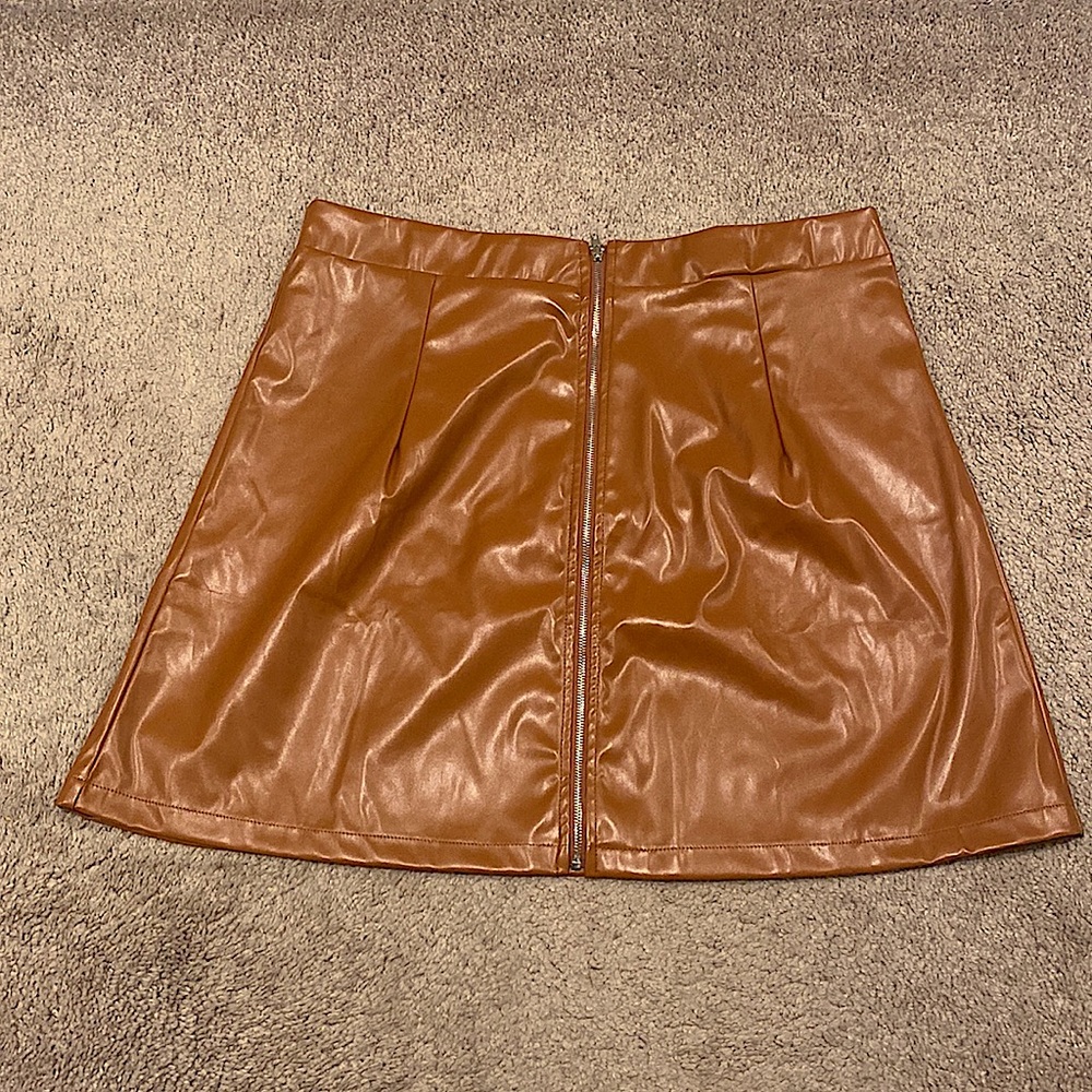 SHEIN Rust Brown zipper front PU leather skirt